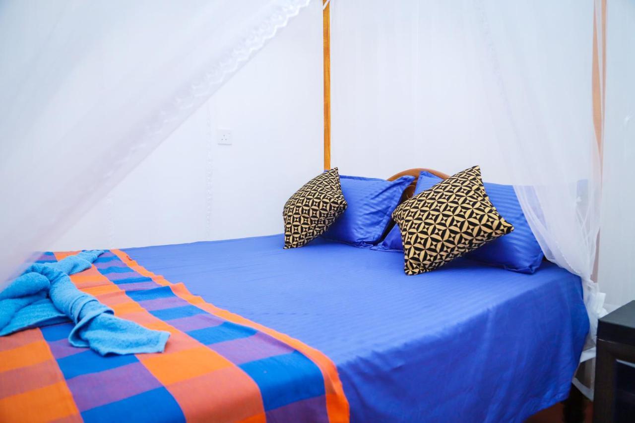 Bed and Breakfast Mango Shade Мірісса Екстер'єр фото